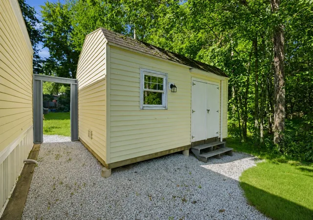 Photo 4 of Manufactured home for sale at 18 Parker Ave, Raymond, NH 03077 | MLS# 5107752 | Listing updated on 2026-10-02