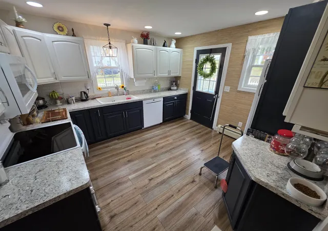 Photo 2 of Single family home for sale at 66 Sky View Dr, Farmington, NH 03835 | MLS# 5107766 | Listing updated on 2026-09-12