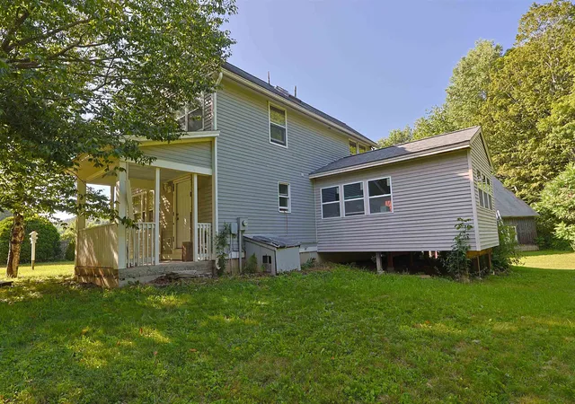 Photo 2 of Single family home for sale at 86 Brownsville Rd, Hartland, VT 05048 | MLS# 5107769 | Listing updated on 2026-09-11
