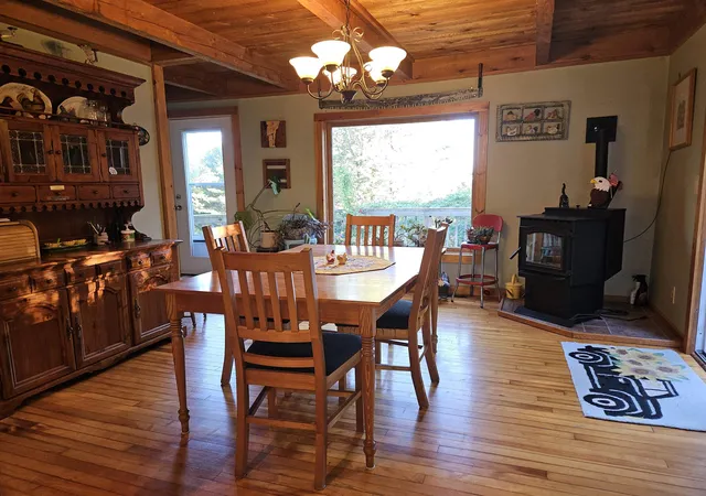 Photo 3 of Single family home for sale at 40 Carousel Ct, White River Junction, VT 05001 | MLS# 5107771 | Listing updated on 2026-09-18