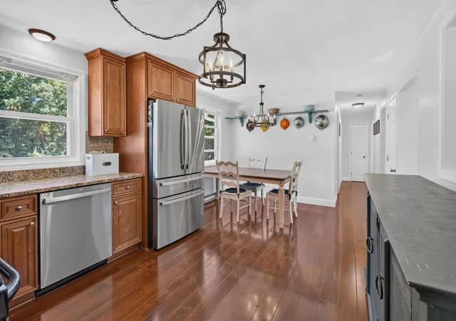 Photo 3 of Single family home for sale at 31 Crosby St, Milford, NH 03055 | MLS# 5107772 | Listing updated on 2026-09-16
