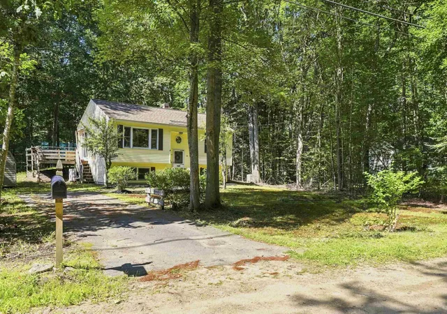 Photo 2 of Single family home for sale at 16 Newport Dr, Center Barnstead, NH 03225 | MLS# 5107782 | Listing updated on 2026-09-11