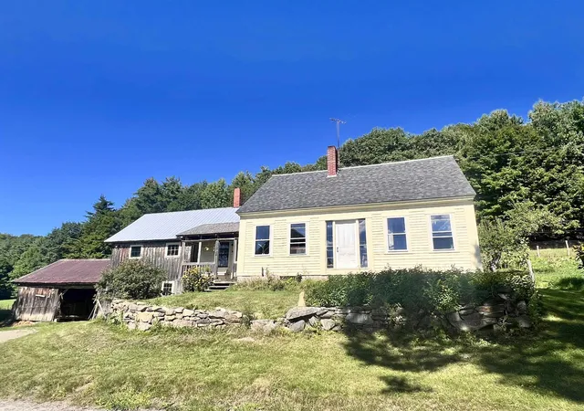 Photo 3 of Single family home for sale at 575 Somers Rd, Peacham, VT 05862 | MLS# 5107783 | Listing updated on 2026-09-16