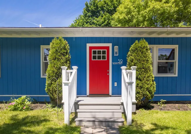 Photo 1 of Single family home for sale at 39 Williams St, Rutland, VT 05701 | MLS# 5107787 | Listing updated on 2026-09-18