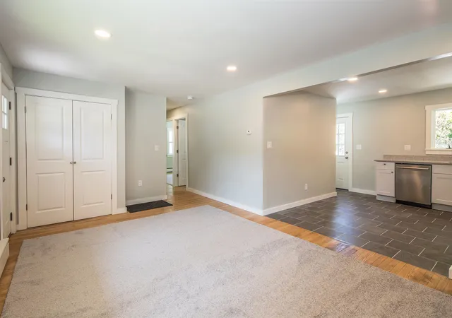 Photo 3 of Single family home for sale at 39 Williams St, Rutland, VT 05701 | MLS# 5107787 | Listing updated on 2026-09-18