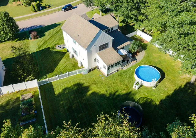 Photo 2 of Single family home for sale at 25 Hidden Oaks Dr, Colchester, VT 05446 | MLS# 5107793 | Listing updated on 2026-09-08