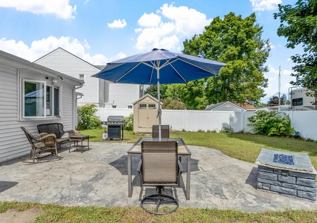 Photo 2 of Sale Pending at 28 Houde St, Nashua, NH 03060 | MLS# 5107798 | Listing updated on 2026-09-09