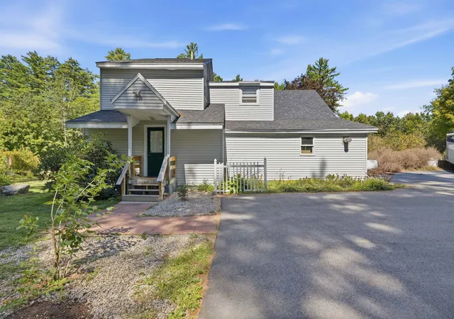 Photo 2 of Single family home for sale at 145 Chocorua Mountain Hwy, Chocorua, NH 03817 | MLS# 5107805 | Listing updated on 2026-09-18