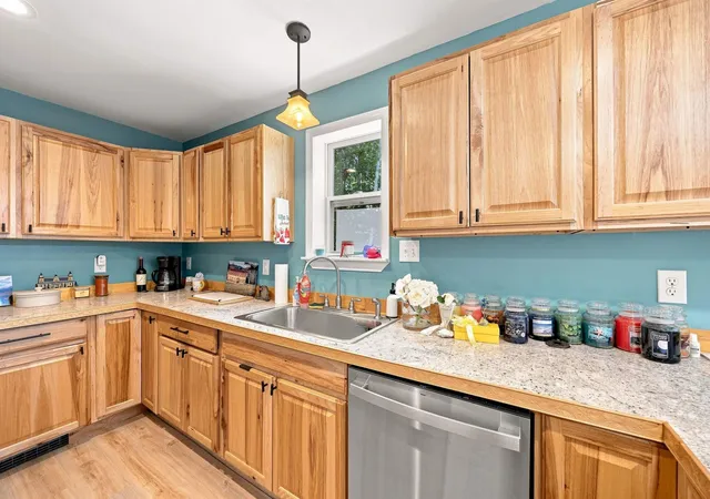 Photo 4 of Single family home for sale at 145 Chocorua Mountain Hwy, Chocorua, NH 03817 | MLS# 5107805 | Listing updated on 2026-09-18