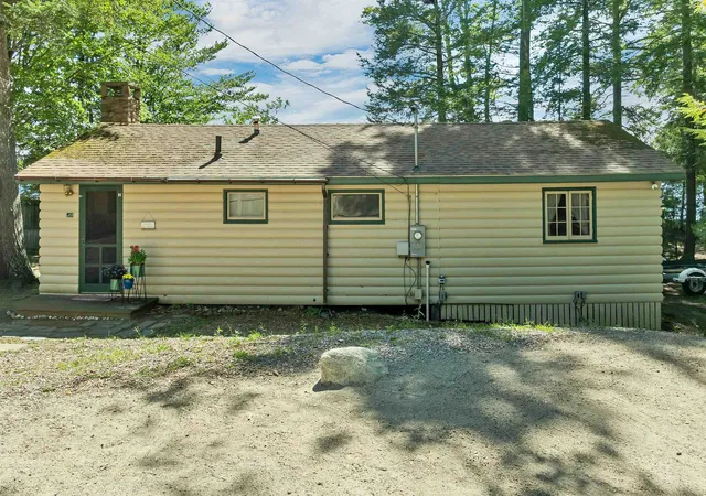 Photo 4 of Single family home for sale at 53 Fernald Xing, Wolfeboro, NH 03894 | MLS# 5107813 | Listing updated on 2026-09-08