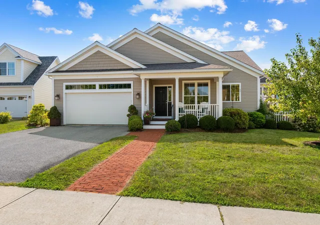 Photo 2 of Single family home for sale at 22 Aiken St, South Burlington, VT 05403 | MLS# 5107816 | Listing updated on 2026-09-17