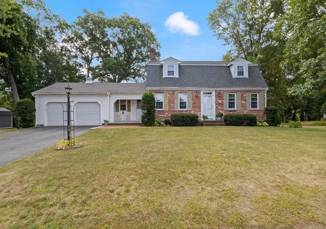 Photo 1 of Sale Pending at 99 Presidential Cir, Hampton, NH 03842 | MLS# 5107823 | Listing updated on 2026-09-08