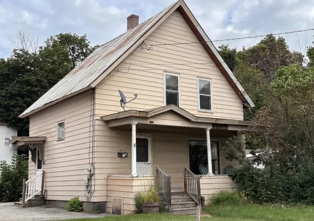 Photo 2 of Single family home for sale at 59 Summer St, Barre City, VT 05641 | MLS# 5107840 | Listing updated on 2026-09-15