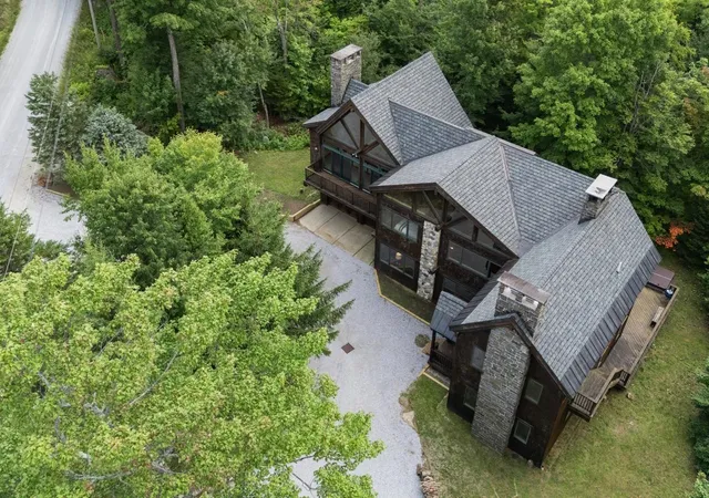 Photo 1 of Single family home for sale at 151 Big Rock Rd, Killington, VT 05751 | MLS# 5107842 | Listing updated on 2026-09-10