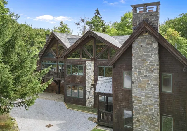 Photo 3 of Single family home for sale at 151 Big Rock Rd, Killington, VT 05751 | MLS# 5107842 | Listing updated on 2026-09-10