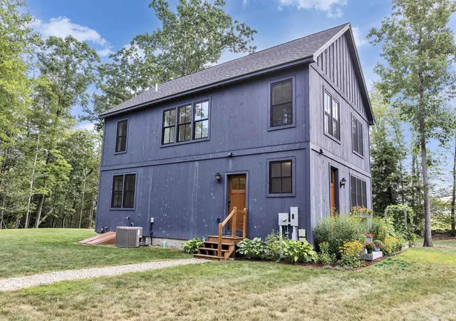 Photo 2 of Single family home for sale at 341 Ingalls Rd, Jaffrey, NH 03452 | MLS# 5107844 | Listing updated on 2026-09-08