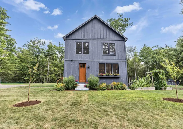 Photo 2 of Single family home for sale at 341 Ingalls Rd, Jaffrey, NH 03452 | MLS# 5107844 | Listing updated on 2026-09-08