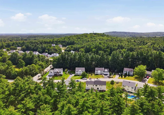 Photo 4 of Sale Pending at 30 Jessica Dr, Merrimack, NH 03054 | MLS# 5107849 | Listing updated on 2026-09-06