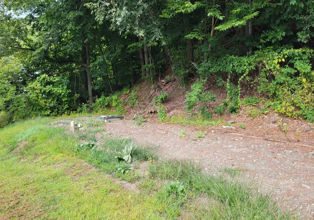 Photo 4 of Single family home for sale at 8 Buffalo St, Hardwick, VT 05843 | MLS# 5107865 | Listing updated on 2026-09-09