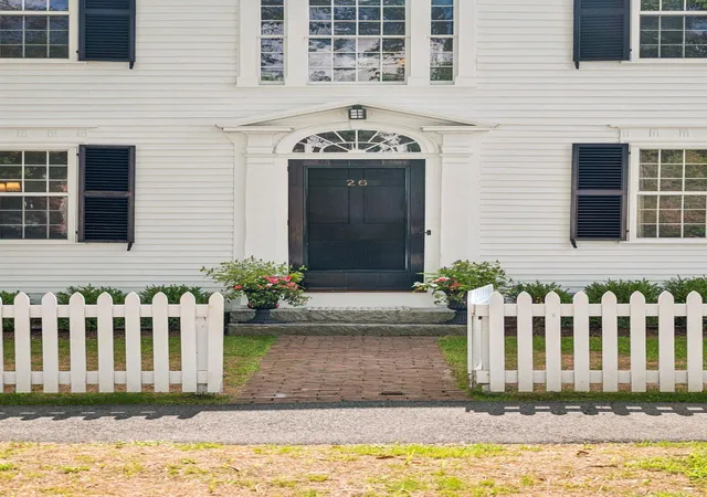 Photo 3 of Sale Pending at 26 The Green, Woodstock, VT 05091 | MLS# 5107880 | Listing updated on 2026-09-29