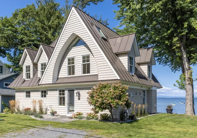 Photo 3 of Sale Pending at 168 Beach Rd, Colchester, VT 05446 | MLS# 5107882 | Listing updated on 2026-09-14