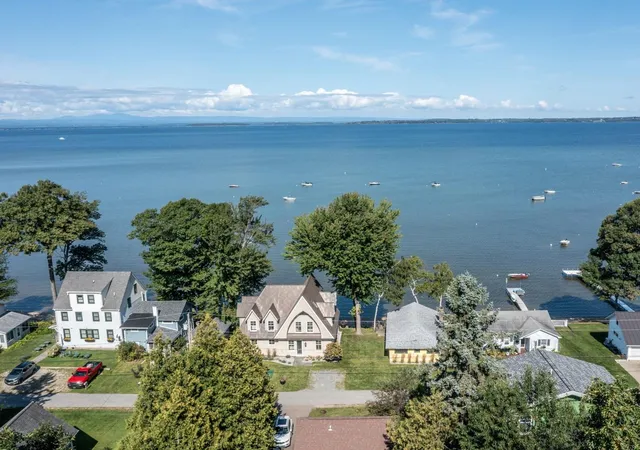 Photo 4 of Sale Pending at 168 Beach Rd, Colchester, VT 05446 | MLS# 5107882 | Listing updated on 2026-09-14