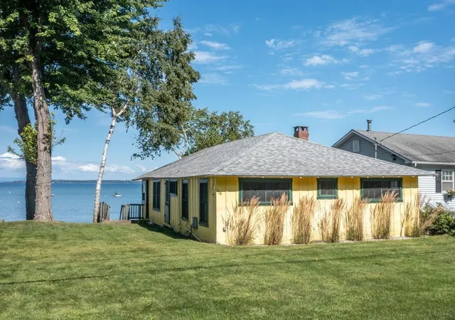 Photo 1 of Single family home for sale at 156 Beach Rd, Colchester, VT 05446 | MLS# 5107890 | Listing updated on 2026-09-04