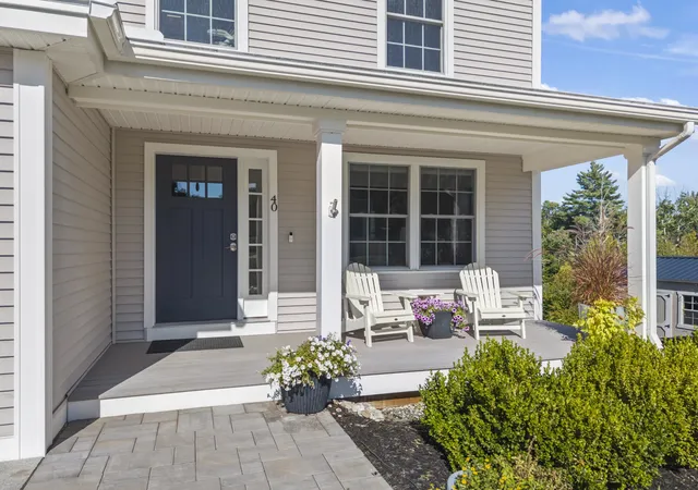 Photo 3 of Single family home for sale at 40 Thatcher Way, Barrington, NH 03825 | MLS# 5107893 | Listing updated on 2026-09-05
