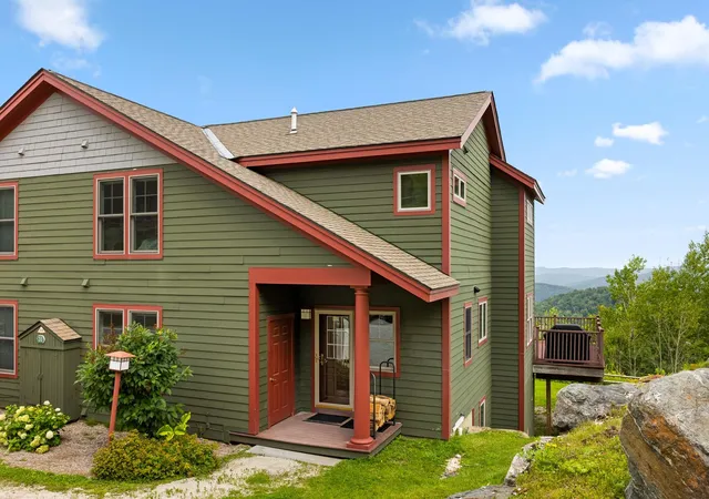 Photo 4 of Townhouse for sale at 31 Tacoma Way #35B, Killington, VT 05751 | MLS# 5107897 | Listing updated on 2026-09-11