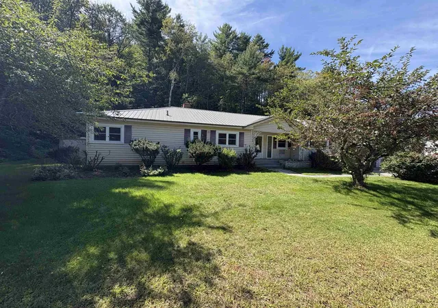 Photo 2 of Single family home for sale at 51 Main St, Marlborough, NH 03455 | MLS# 5107910 | Listing updated on 2026-10-03