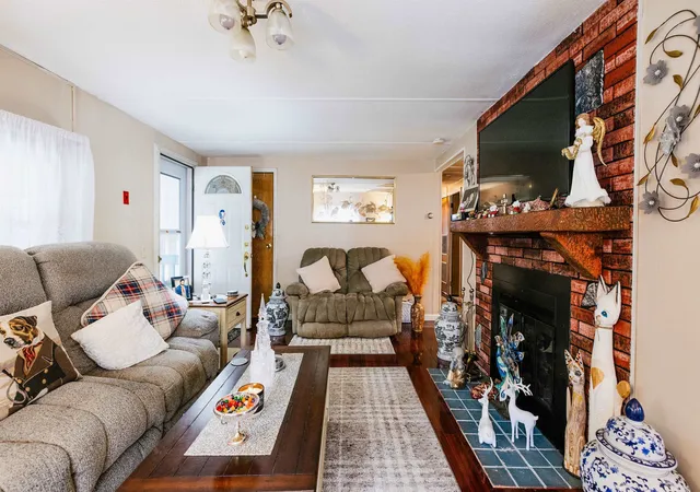 Photo 3 of Sale Pending at 102 Sparrow St, Keene, NH 03431 | MLS# 5107916 | Listing updated on 2026-09-11
