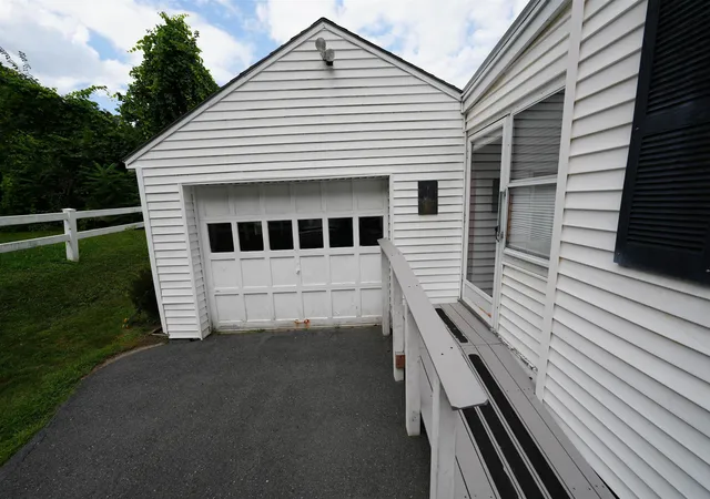 Photo 3 of Single family home for sale at 7 Hyde St, Bellows Falls, VT 05101 | MLS# 5107938 | Listing updated on 2026-09-02