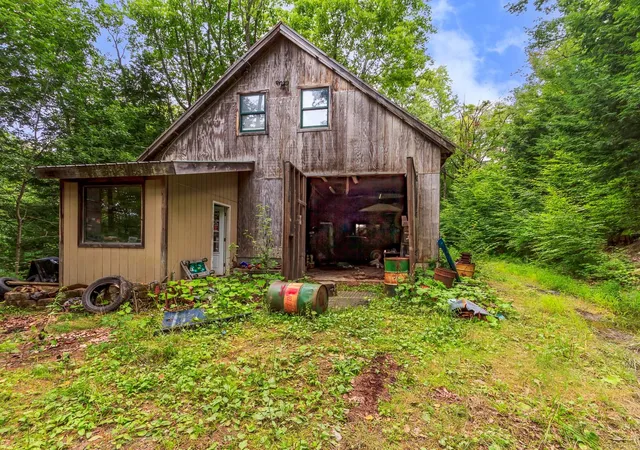 Photo 20 of Single family home for sale at 70 South Rd, Harrisville, NH 03450 | MLS# 5107939 | Listing updated on 2026-09-11