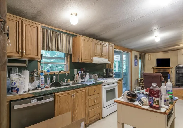 Photo 2 of Single family home for sale at 70 South Rd, Harrisville, NH 03450 | MLS# 5107939 | Listing updated on 2026-09-11