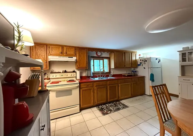 Photo 4 of Single family home for sale at 4820 Vt Route 11, Londonderry, VT 05148 | MLS# 5107941 | Listing updated on 2026-09-09
