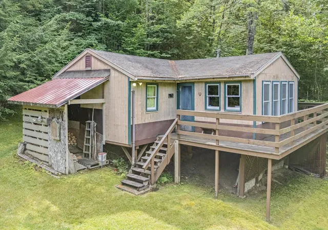 Photo 1 of Single family home for sale at 243 Thompson Rd, Rochester, VT 05767 | MLS# 5107947 | Listing updated on 2026-09-02