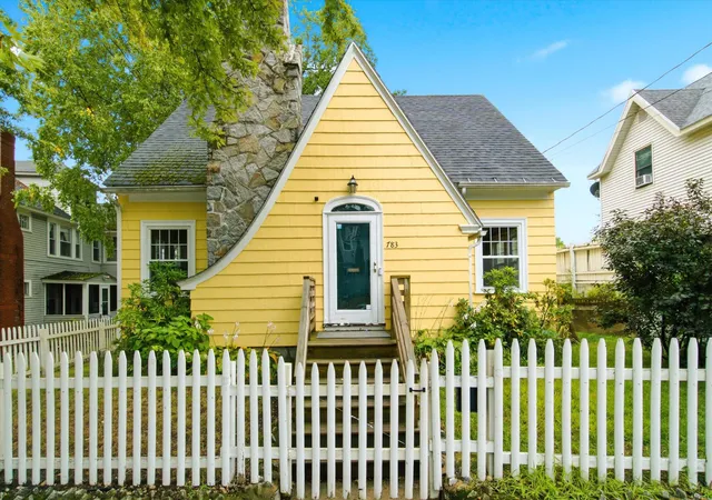 Photo 1 of Sale Pending at 783 Hanover St, Manchester, NH 03104 | MLS# 5107958 | Listing updated on 2026-09-10