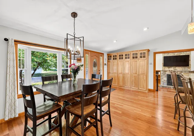 Photo 3 of Sale Pending at 95 Crawford St, Manchester, NH 03109 | MLS# 5107960 | Listing updated on 2026-09-09