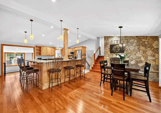 Photo 4 of Sale Pending at 95 Crawford St, Manchester, NH 03109 | MLS# 5107960 | Listing updated on 2026-09-09