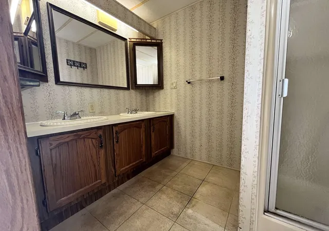 Photo 21 of Manufactured home for sale at 15 Village Dr, Raymond, NH 03077 | MLS# 5107962 | Listing updated on 2026-09-21