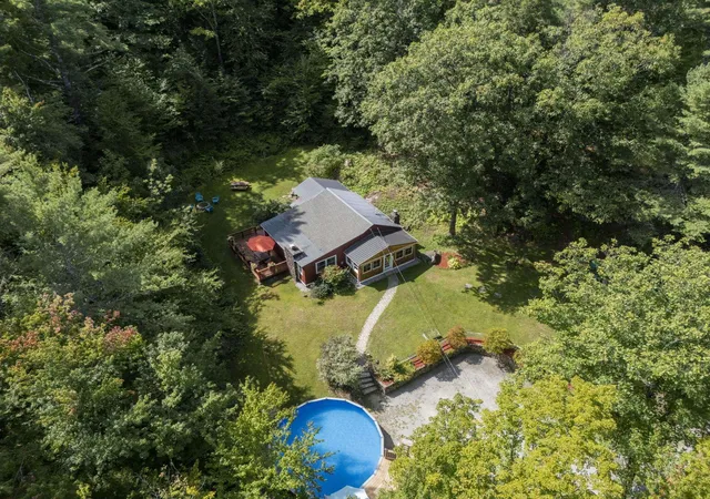 Photo 4 of Single family home for sale at 756 Bog Rd, Hillsborough, NH 03244 | MLS# 5107974 | Listing updated on 2026-09-15