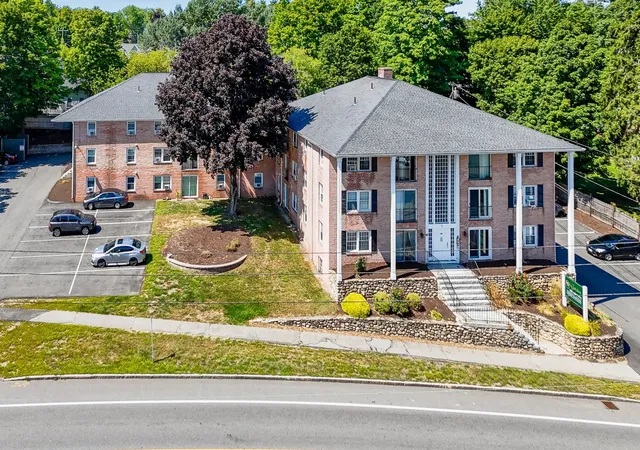 Photo 2 of Condo for sale at 90 E Broadway St #11, Derry, NH 03038 | MLS# 5107975 | Listing updated on 2026-09-03