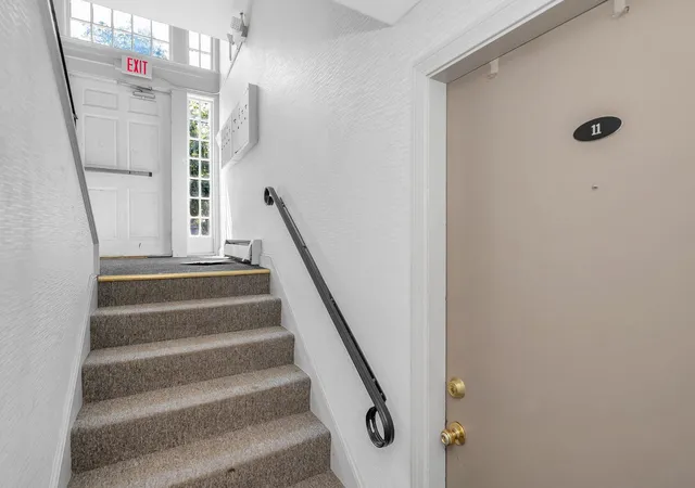 Photo 3 of Condo for sale at 90 E Broadway St #11, Derry, NH 03038 | MLS# 5107975 | Listing updated on 2026-09-03