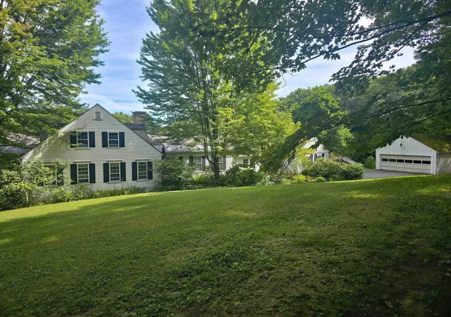 Single family home for sale at 350 West Hl Rd, Putney, VT 05346 | MLS# 5108011