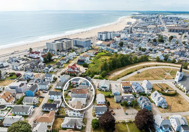 Photo 3 of Multi family home for sale at 6 Francis St, Hampton, NH 03842 | MLS# 5108024 | Listing updated on 2026-09-03