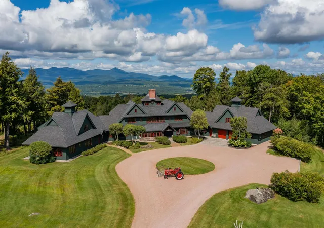 Photo 3 of Single family home for sale at 327 Bedell Brk Rd, Elmore, VT 05661 | MLS# 5108032 | Listing updated on 2026-09-04