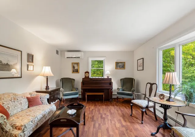Photo 3 of Single family home for sale at 1402 French Hl Rd, Saint Albans, VT 05478 | MLS# 5108043 | Listing updated on 2026-09-03