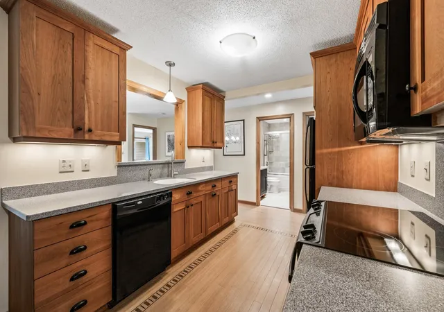 Photo 2 of Townhouse for sale at 56 Northbrook Cir #C18, Conway, NH 03818 | MLS# 5108044 | Listing updated on 2026-09-03