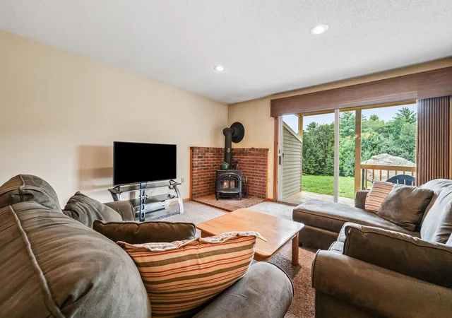 Photo 4 of Townhouse for sale at 56 Northbrook Cir #C18, Conway, NH 03818 | MLS# 5108044 | Listing updated on 2026-09-03