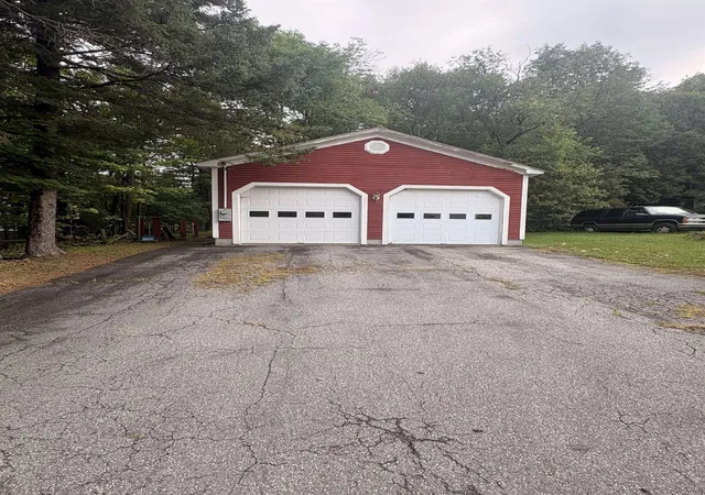 Photo 2 of Single family home for sale at 246 Bridge St, Berlin, NH 03570 | MLS# 5108053 | Listing updated on 2026-09-03